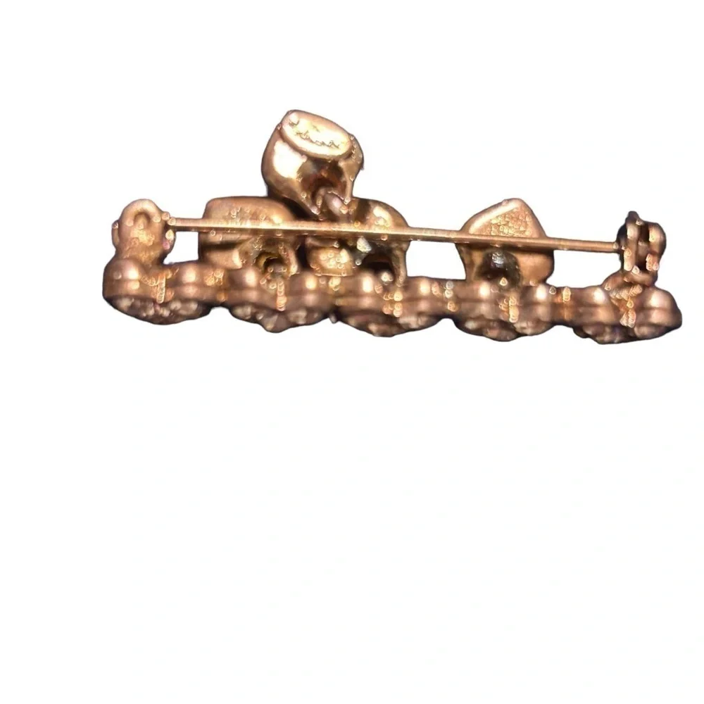 Beautiful Heart Dangle Brooch 1.75” x 1” Gold Toned With Clear Stones